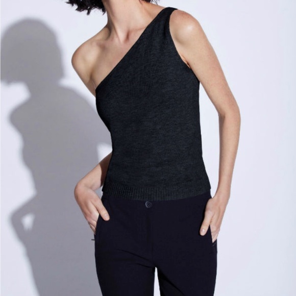 Asmar One Shoulder Top - Picture 1 of 6